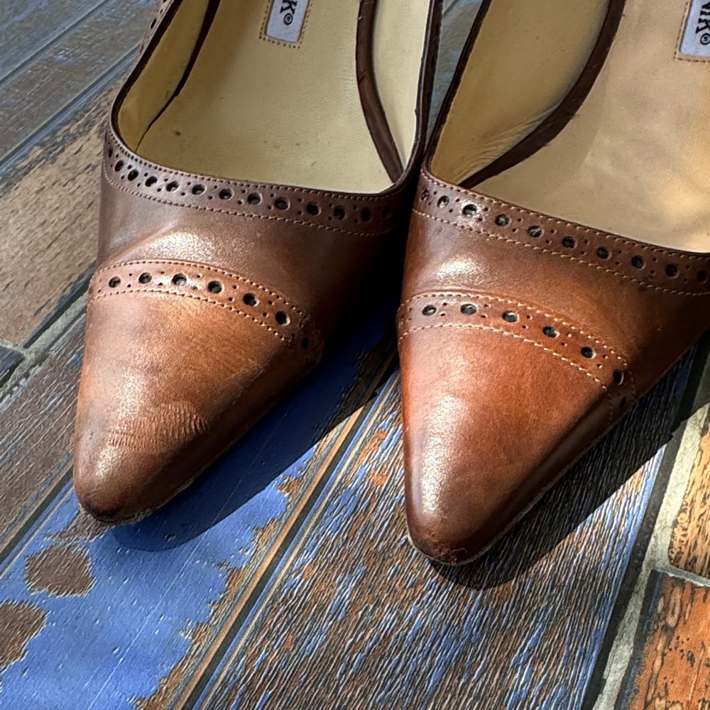 Manolo Blahnik Tan Leather Heels - Picture 6 of 9